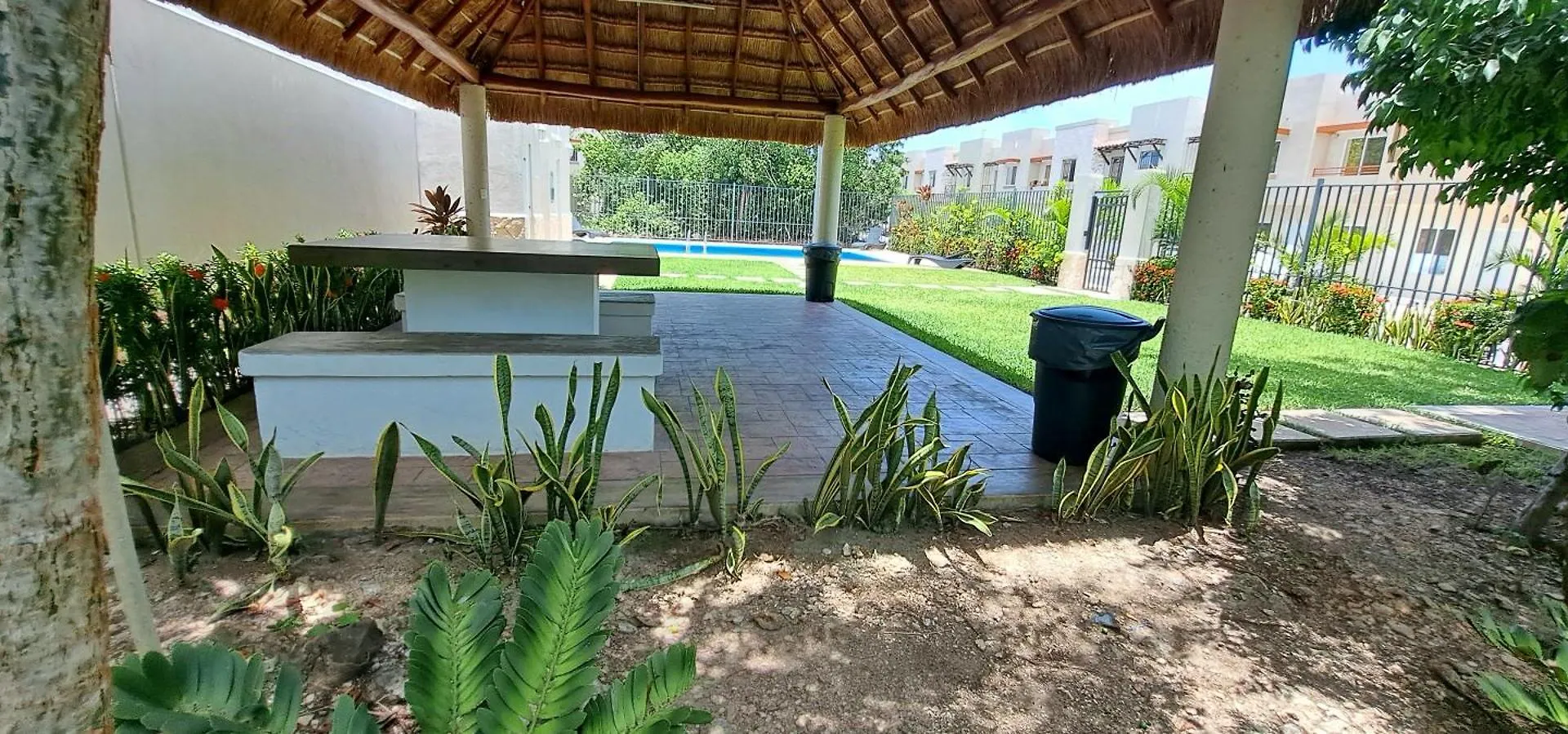 Holiday home Casa Ruisu 2 Plantas Amueblada Alberca En Playa Del Carmen Mayakoba Seguridad Bien Ubicada Jardines Senderos Comercios